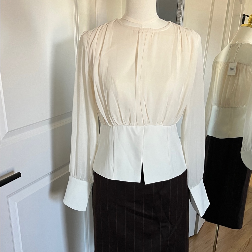 HL Affair Cream Blouse with Elegant Design